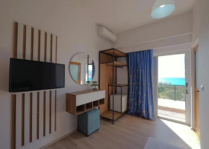 Hotel Holiday